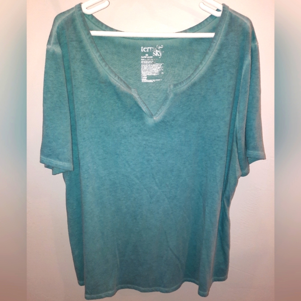 Terra & Sky teal blue heathered v-neck tshirt 2x excellent used condition